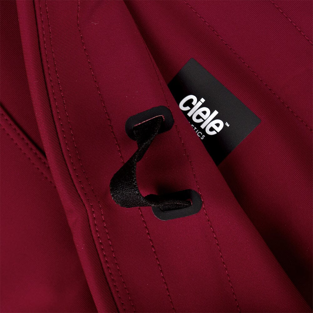 Ciele Women's FSTTight 7" Short - BlackToe Running#colour_crimson-red