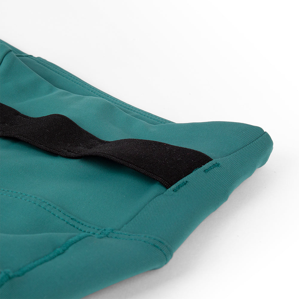 Ciele Women's FSTTight 7" Short - BlackToe Running#colour_dark-harbor