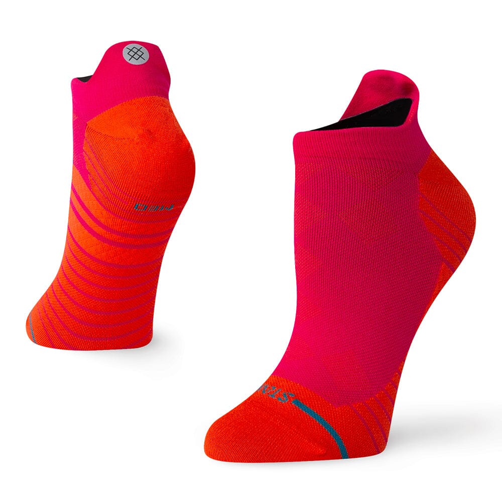 Stance Women's Run Quadrilateral Ultralight Cushion Tab Socks - BlackToe Running#colour_magenta