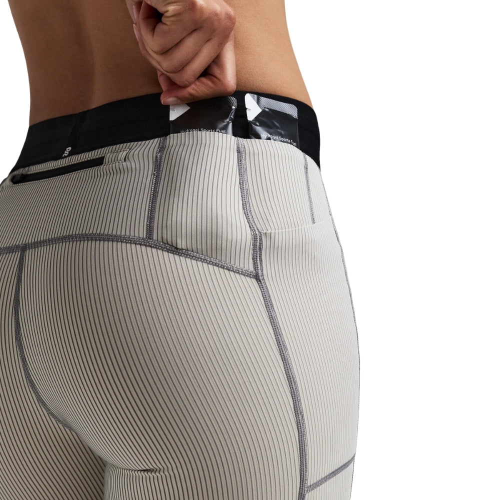 Bandit Women’s Striped Cadence 5" Compression Short - BlackToe Running