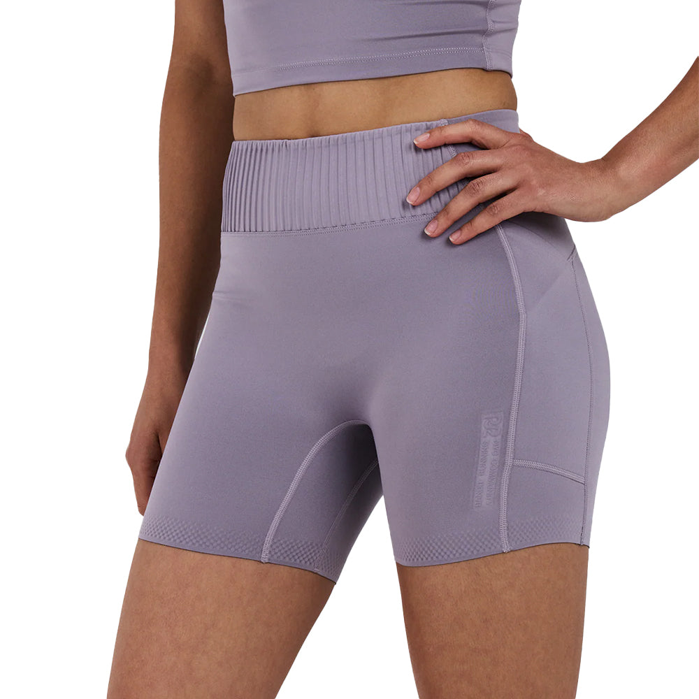 Bandit Running Women's Stamina-V High Waist 5" Compression Short - BlackToe Running#colour_violet-fog