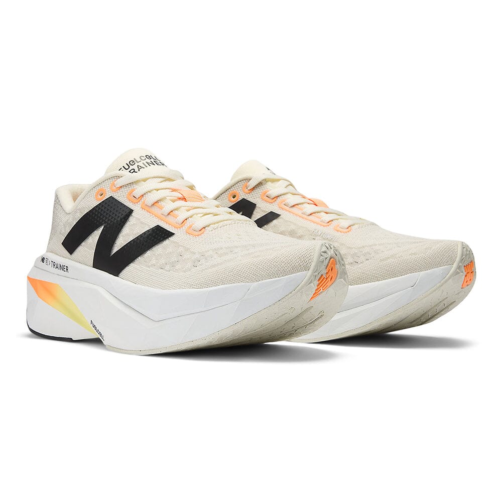 New Balance Women's FuelCell SuperComp Trainer v3 - BlackToe Running