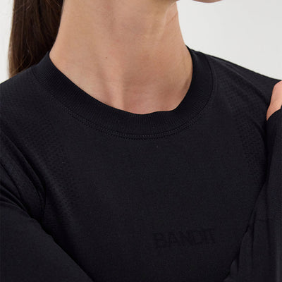 Bandit Running Women's Mercury Seamless™ Long Sleeve Crop - BlackToe Running#colour_black