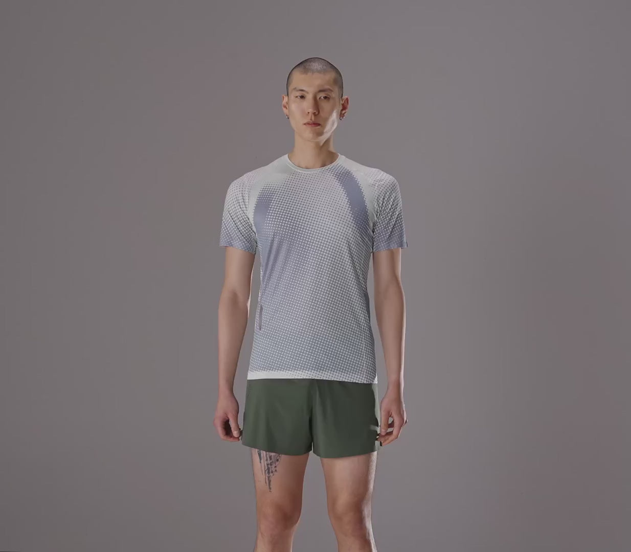 Soar Men's Printed Tech T - BlackToe Running#colour_grey-sage-dots
