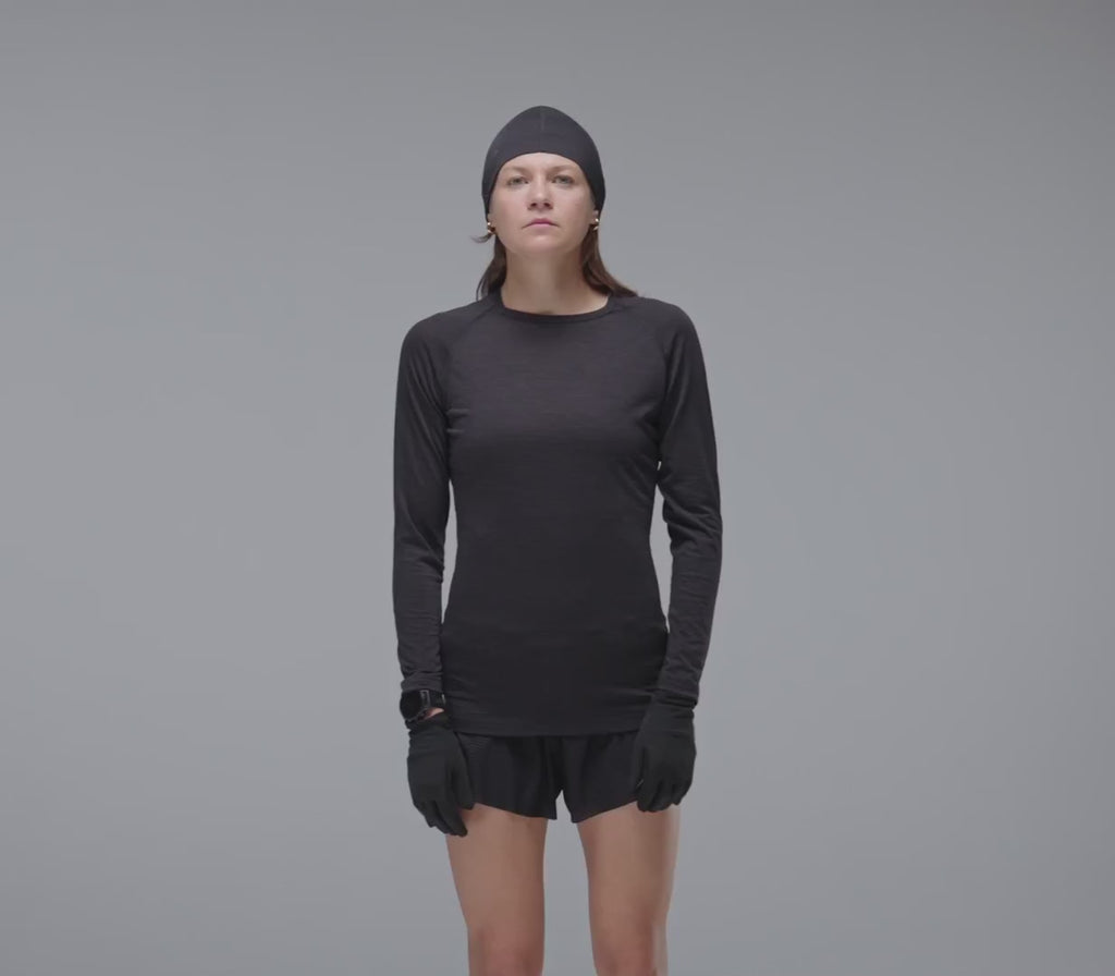 Soar Women's L/S Merino & Silk Base Layer - BlackToe Running