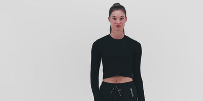 Bandit Running Women's Mercury Seamless™ Long Sleeve Crop - BlackToe Running#colour_black