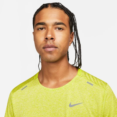 Nike Rise 365 Men's Dri-FIT Short-Sleeve Running Top Men's Top - BlackToe Running#colour_yellow-green