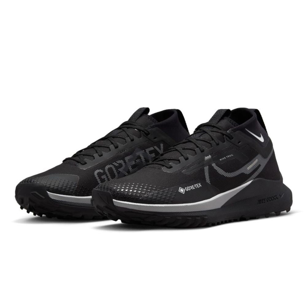 Nike Men's React Pegasus Trail 4 GORE-TEX Men's Shoes - BlackToe Running#colour_black-wolf-grey-reflect-silver