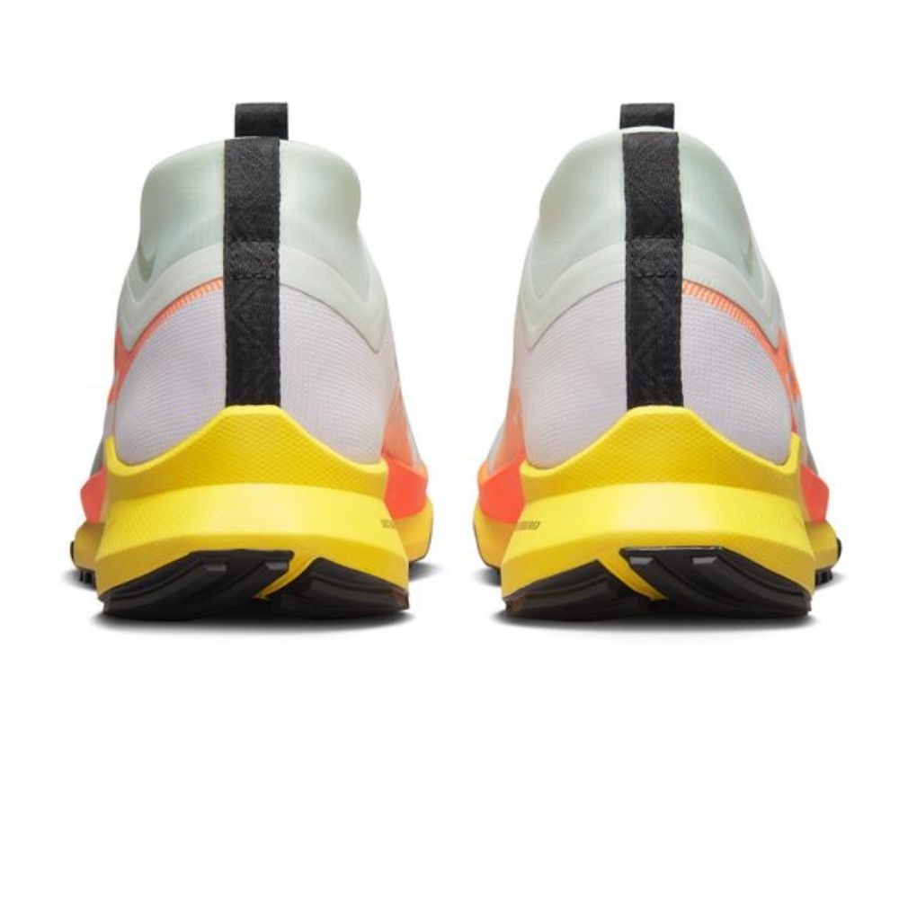 Nike Men's React Pegasus Trail 4 GORE-TEX - BlackToe Running#colour_barely-grape-total-orange-barely-green