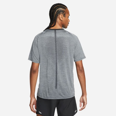 Nike Men's Dri-FIT ADV Techknit Ultra Short Sleeve Men's Tops - BlackToe Running#colour_black-smoke-grey-reflective-silver