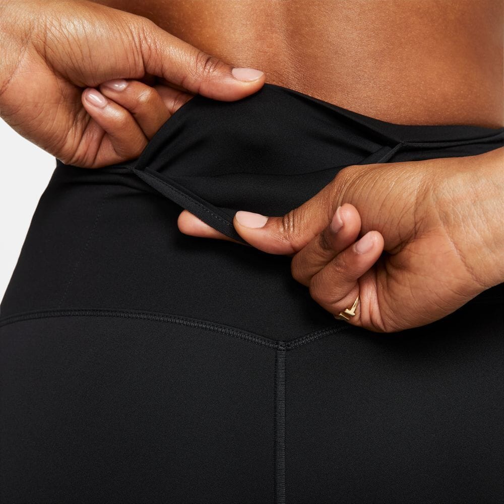 Nike Women's Dri-FIT Go 8" Shorts - BlackToe Running#colour_black