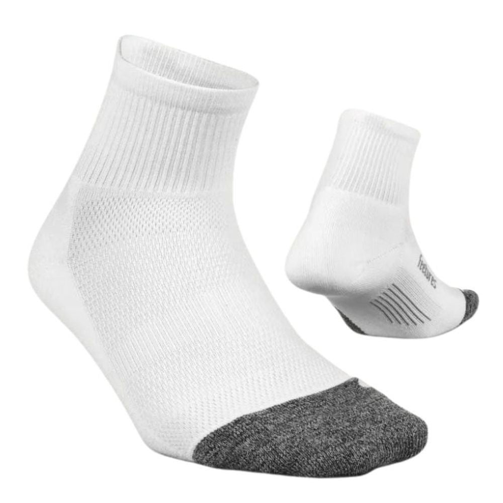 Feeture Elite Ultralight Cushion Quarter Socks - BlackToe Running#colour_white-grey