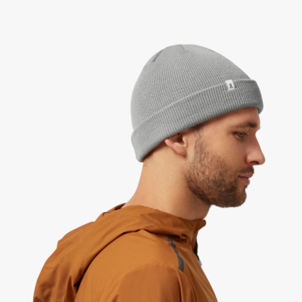 On Running Merino Beanie Headwear - BlackToe Running#colour_lunar