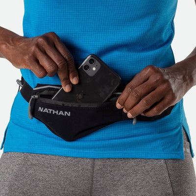 Nathan Mirage Pak Plus Adjustable Belt Accessories - BlackToe Running#colour_black-reflective-silver