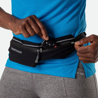 Nathan Mirage Pak Plus Adjustable Belt Accessories - BlackToe Running#colour_black-reflective-silver
