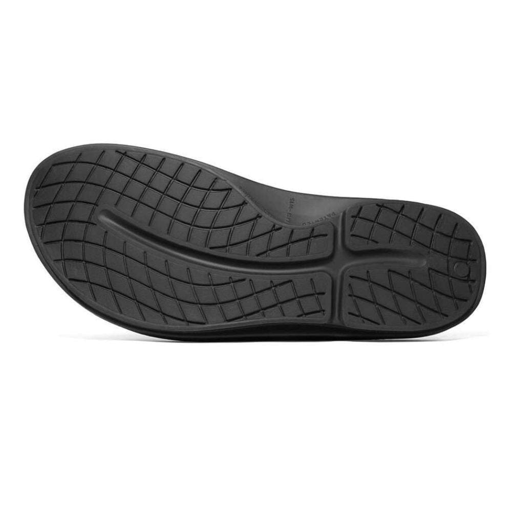 Oofos Ooahh Slide Sandal - BlackToe Running#colour_black