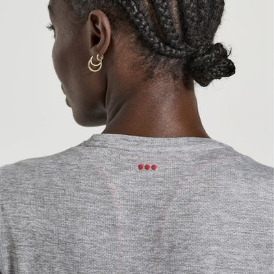 Saucony Women's Re-Imagined Stopwatch Short Sleeve Women's Tops - BlackToe Running#colour_light-grey-heather