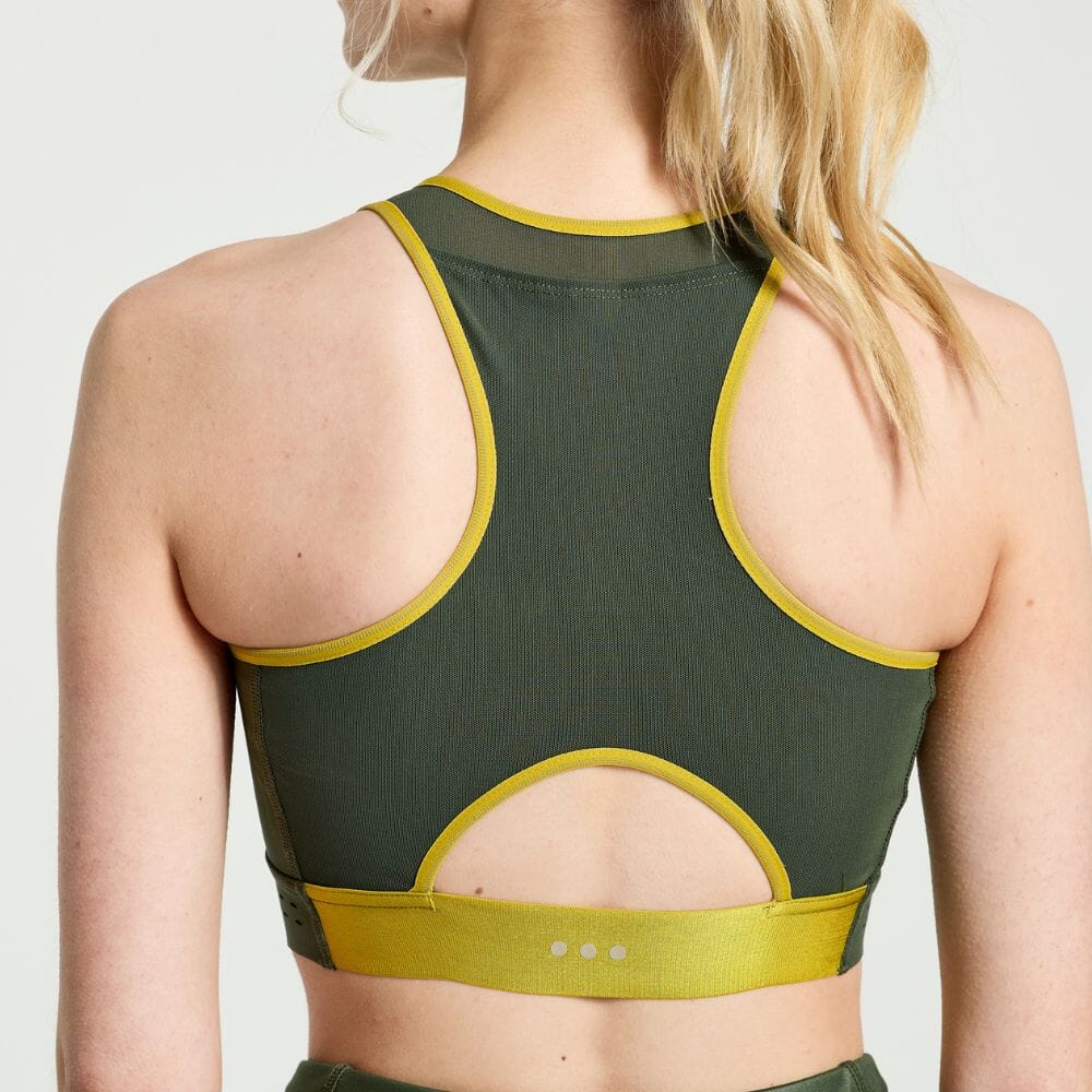 Saucony Women's Pinnacle Bra Top Women's Tops - BlackToe Running#colour_climbing-ivy