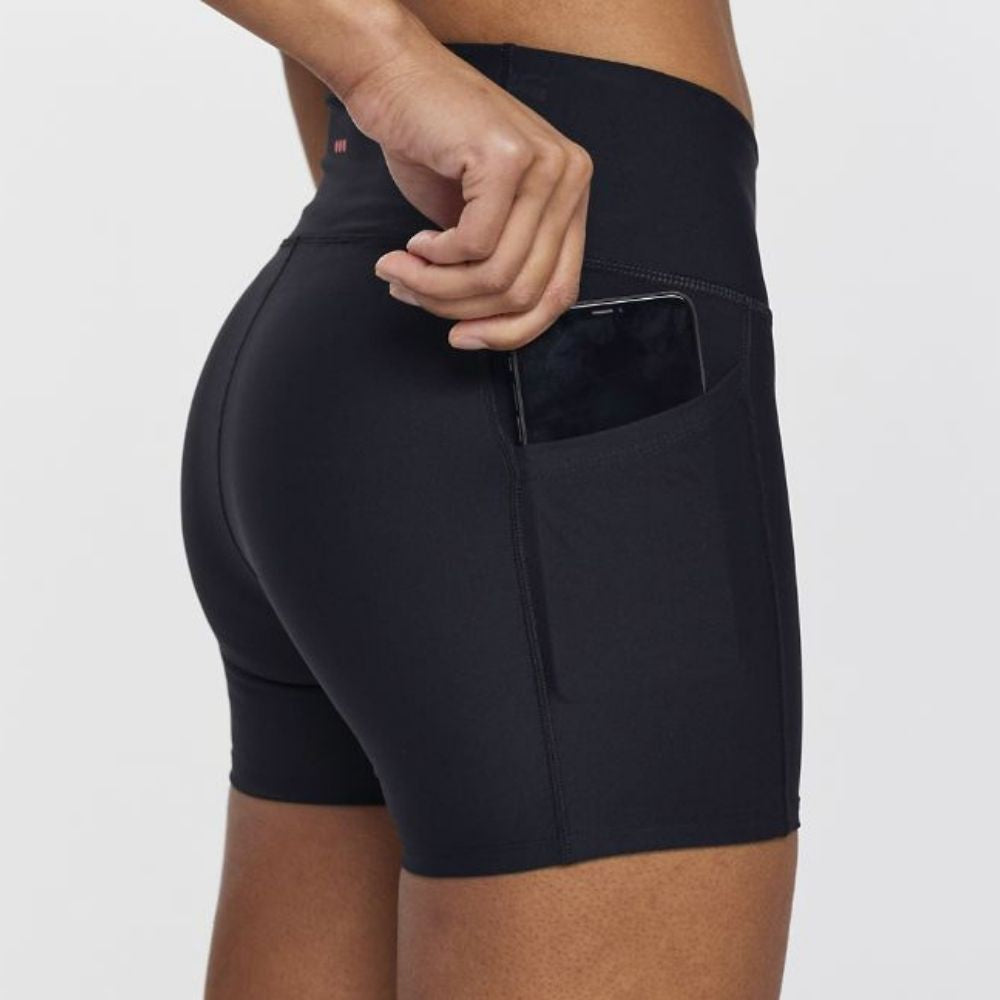 Saucony Women's Fortify 3" Hot Short Women's Shorts - BlackToe Running#colour_black
