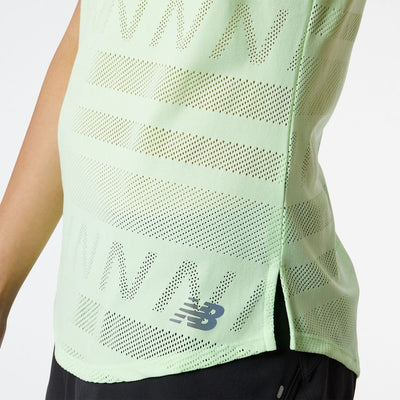 New Balance Women's Q Speed Jacquard Tank - BlackToe Running#colour_vibrant-spring-glo