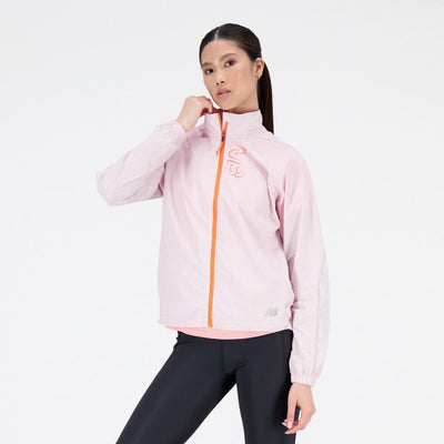 New Balance Women's Printed Impact Run Light Pack Jacket Women's Tops - BlackToe Running#colour_stone-pink