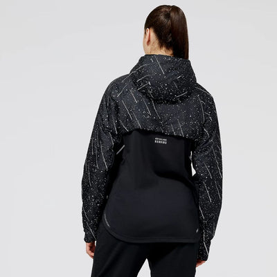 New Balance Women's Reflective Print Impact Run Heat Jacket Women's Tops - BlackToe Running#colour_black