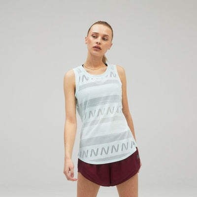 New Balance Women's Q Speed Jacquard Tank - BlackToe Running#colour_pale-blue