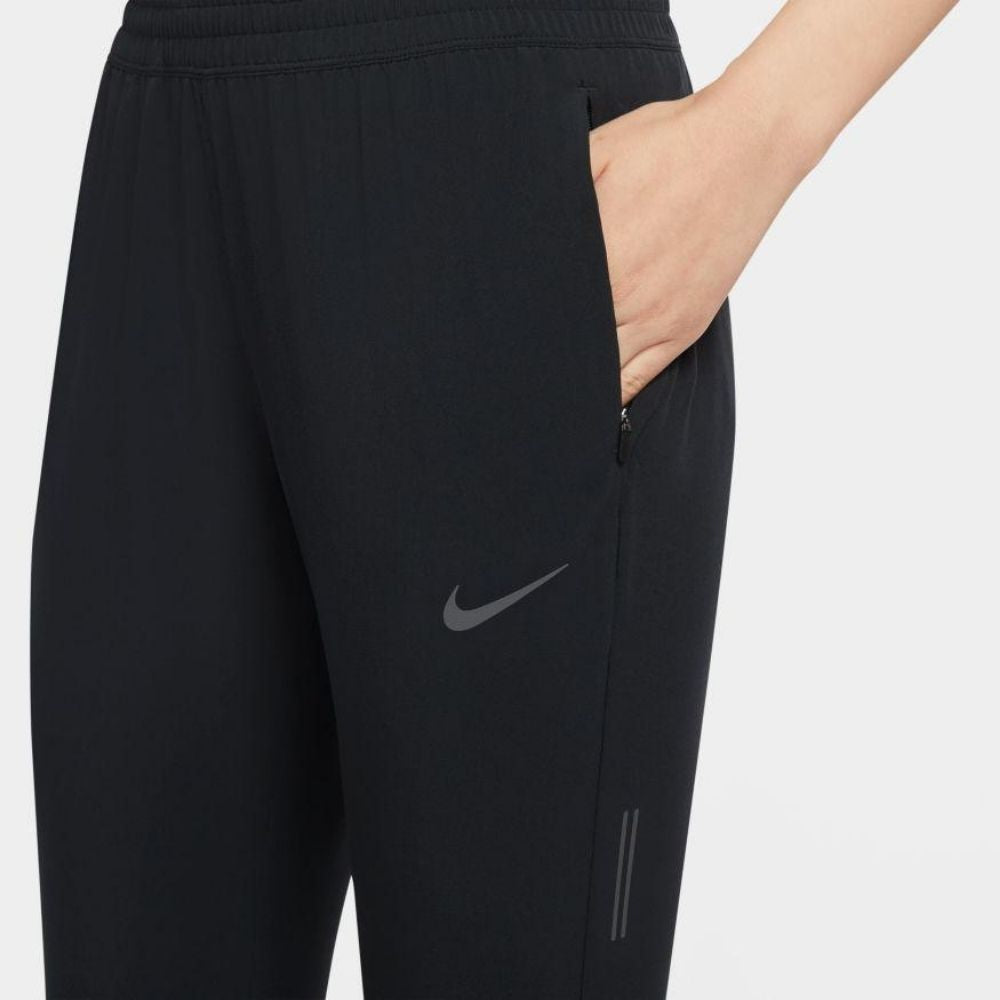 Women's Nike Swift Pant 2 - Black/Reflective Silver – Carbon38