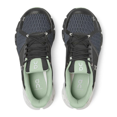 On Running Women's Cloudflyer - BlackToe Running#colour_black-white-mint