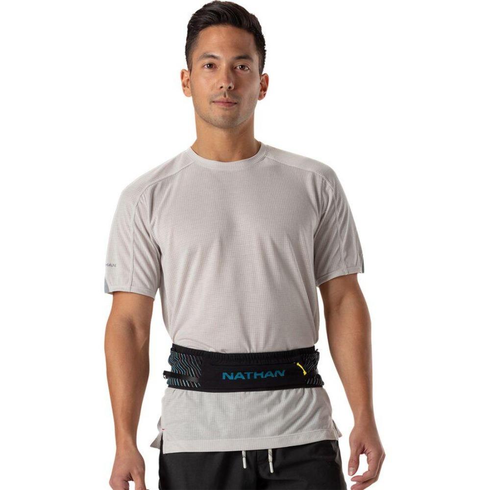 Nathan Pinnacle Belt Hydration Systems - BlackToe Running#colour_black-blue-me-away